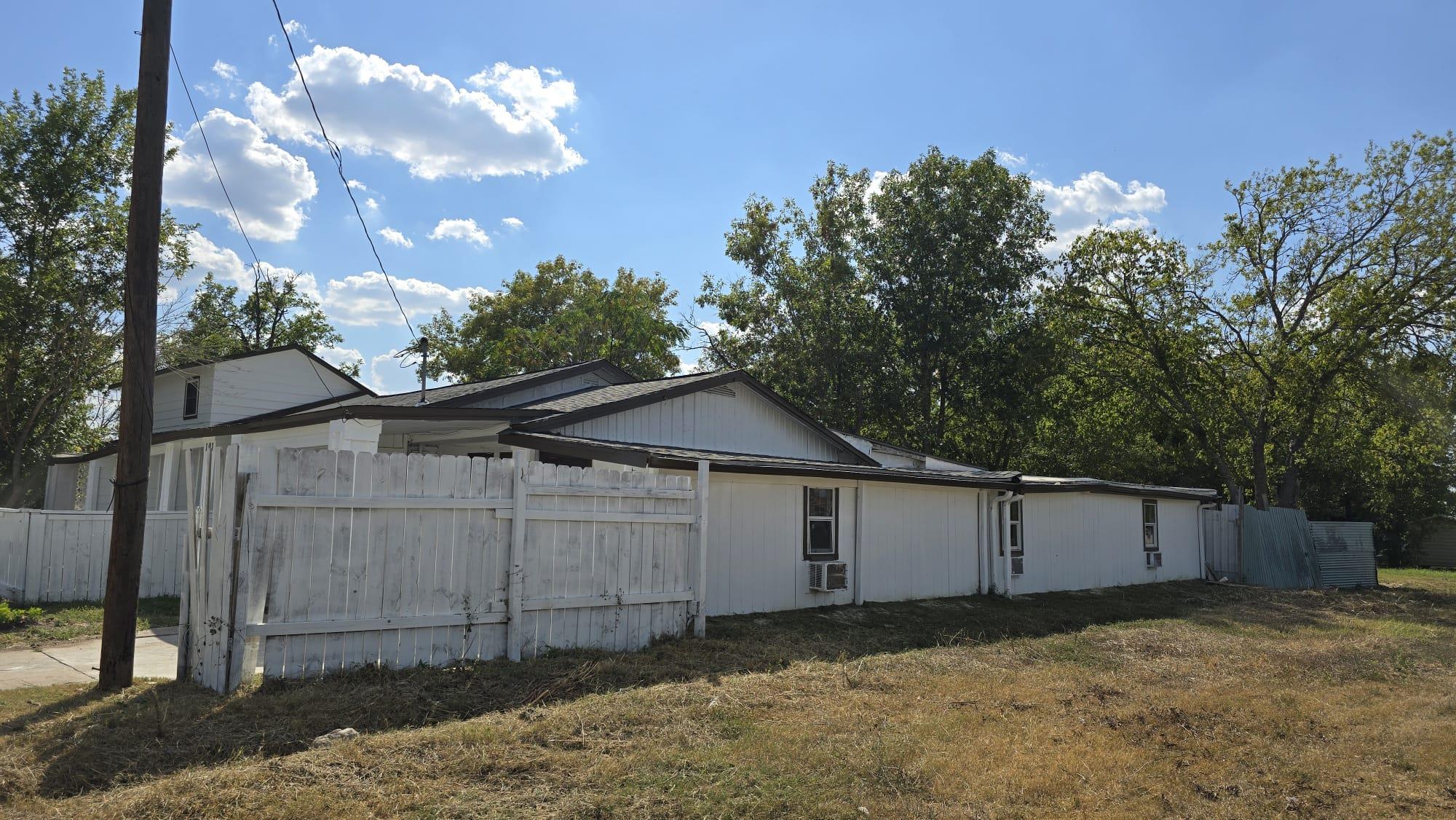 101 S Lockhart St # A, Manor, TX 78653