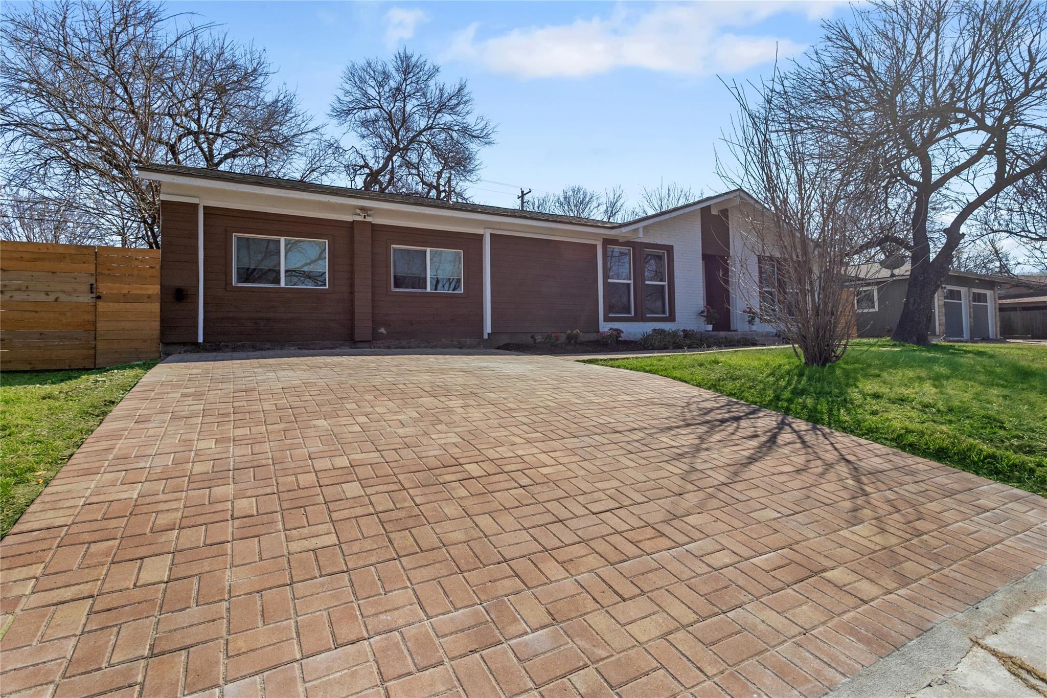 4715 Carsonhill Dr, Austin, TX 78723