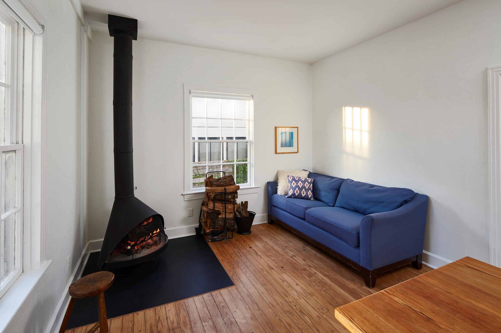 902 W Mary St # 1, Austin, TX 78704