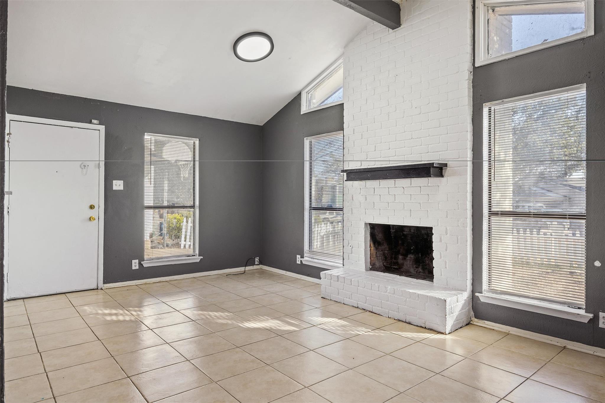 2102 Lamplight Village Cir # A, Austin, TX 78727