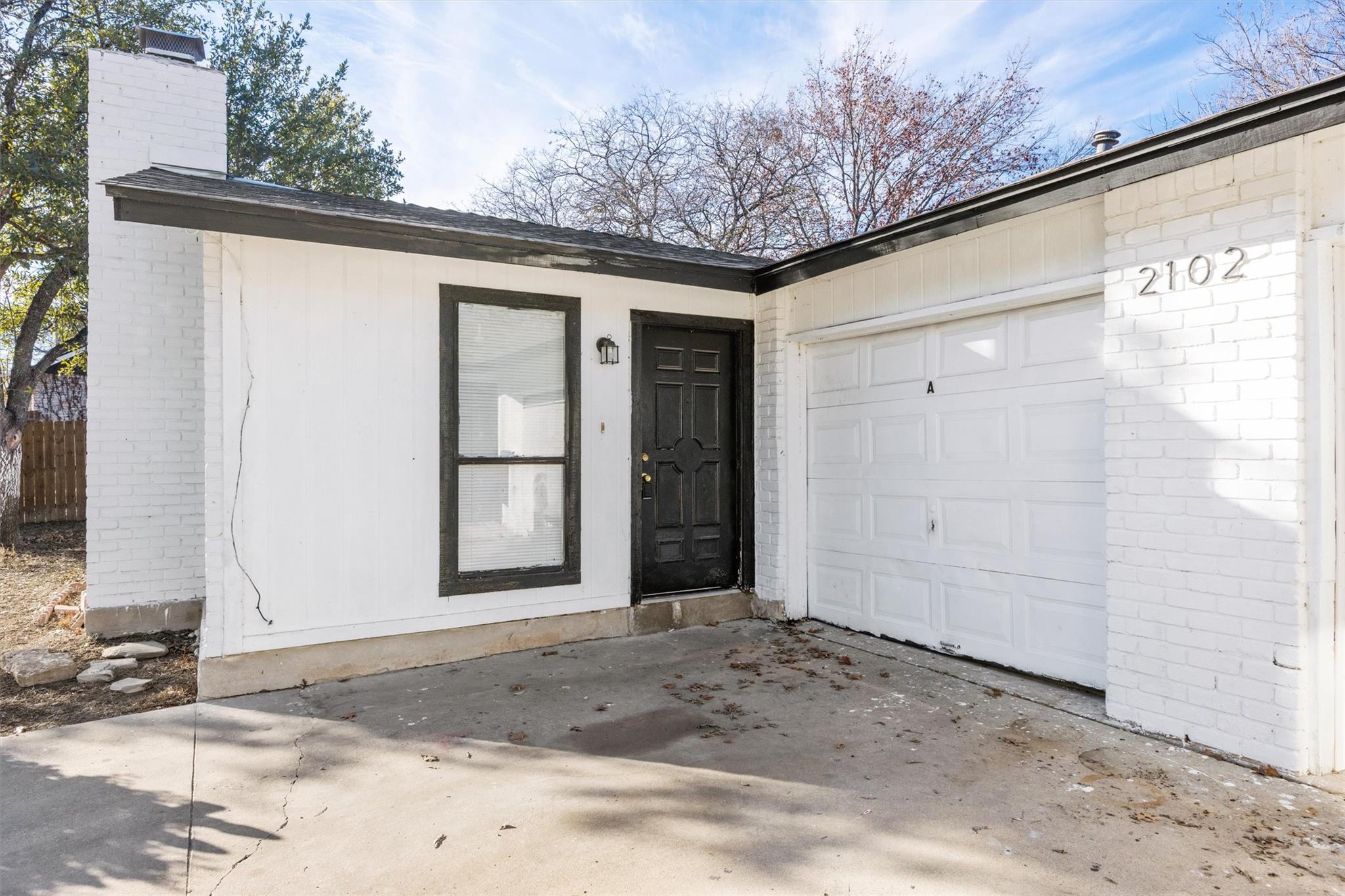 2102 Lamplight Village Cir # A, Austin, TX 78727