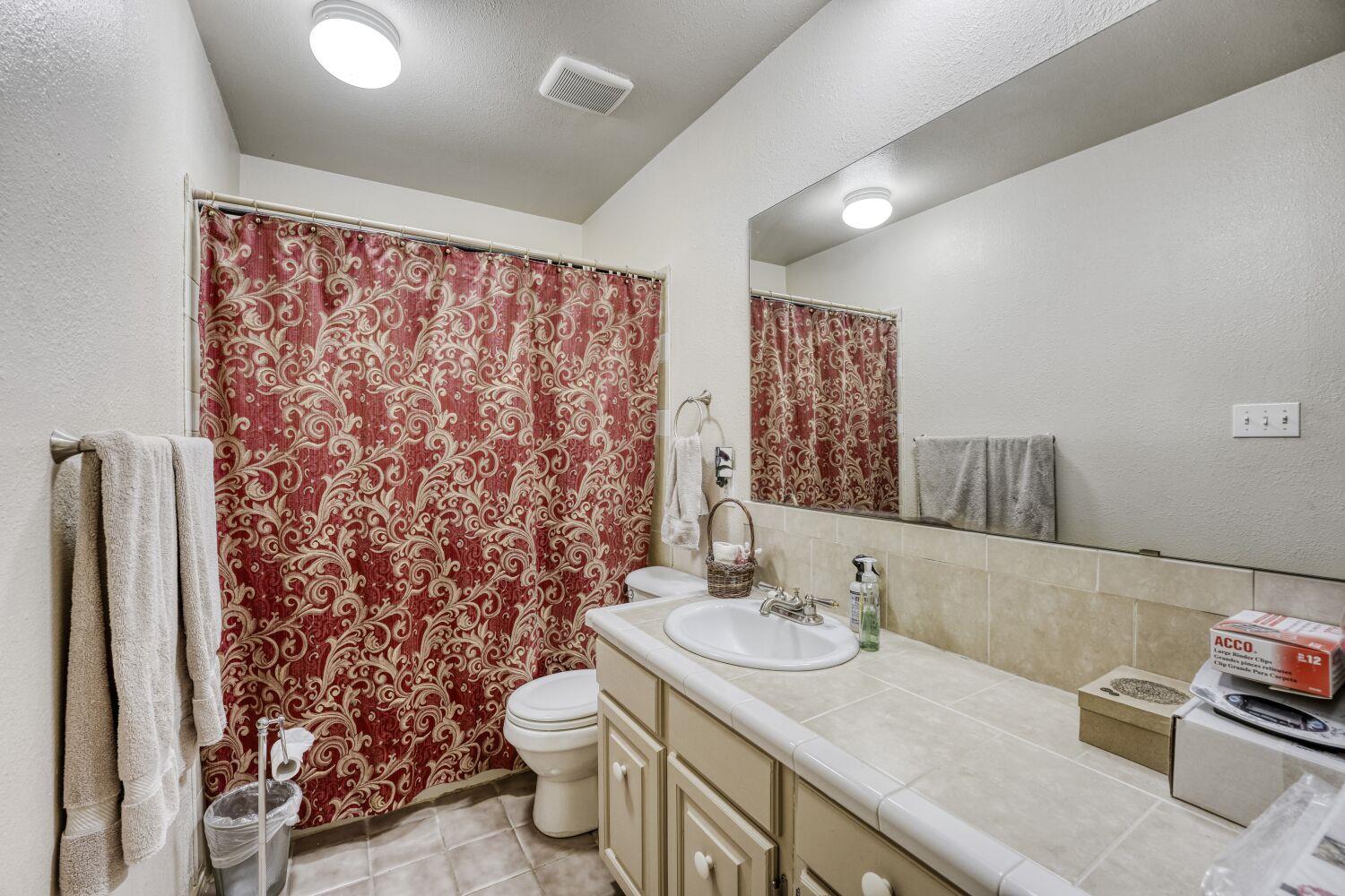 102 Lei Ct, Bastrop, TX 78602