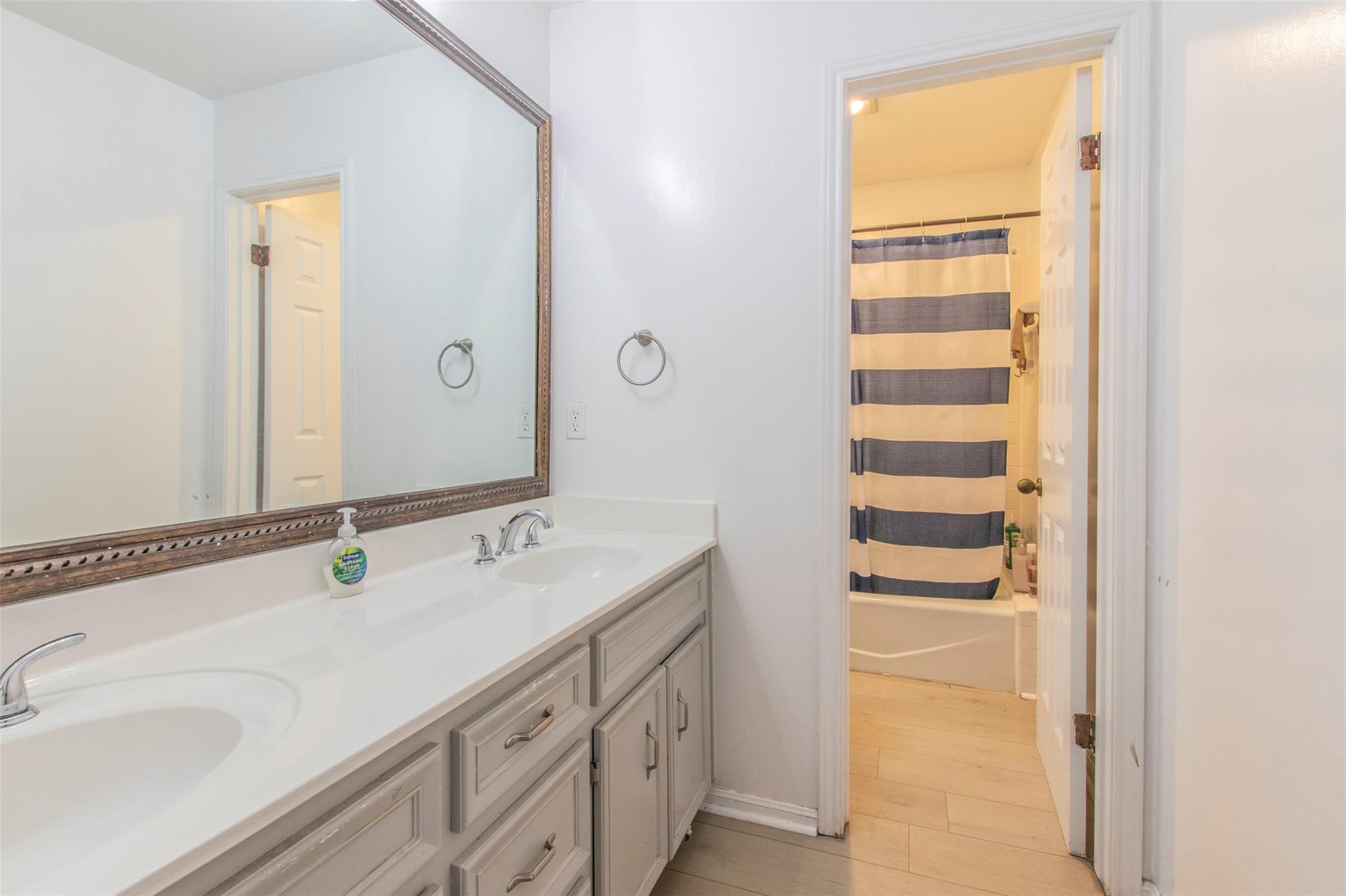 2400 Braemar Cv, Austin, TX 78747