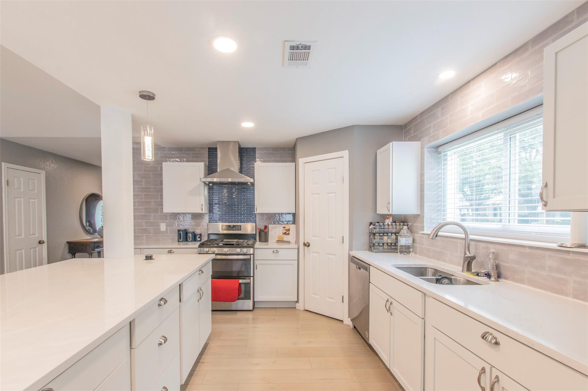 2400 Braemar Cv, Austin, TX 78747