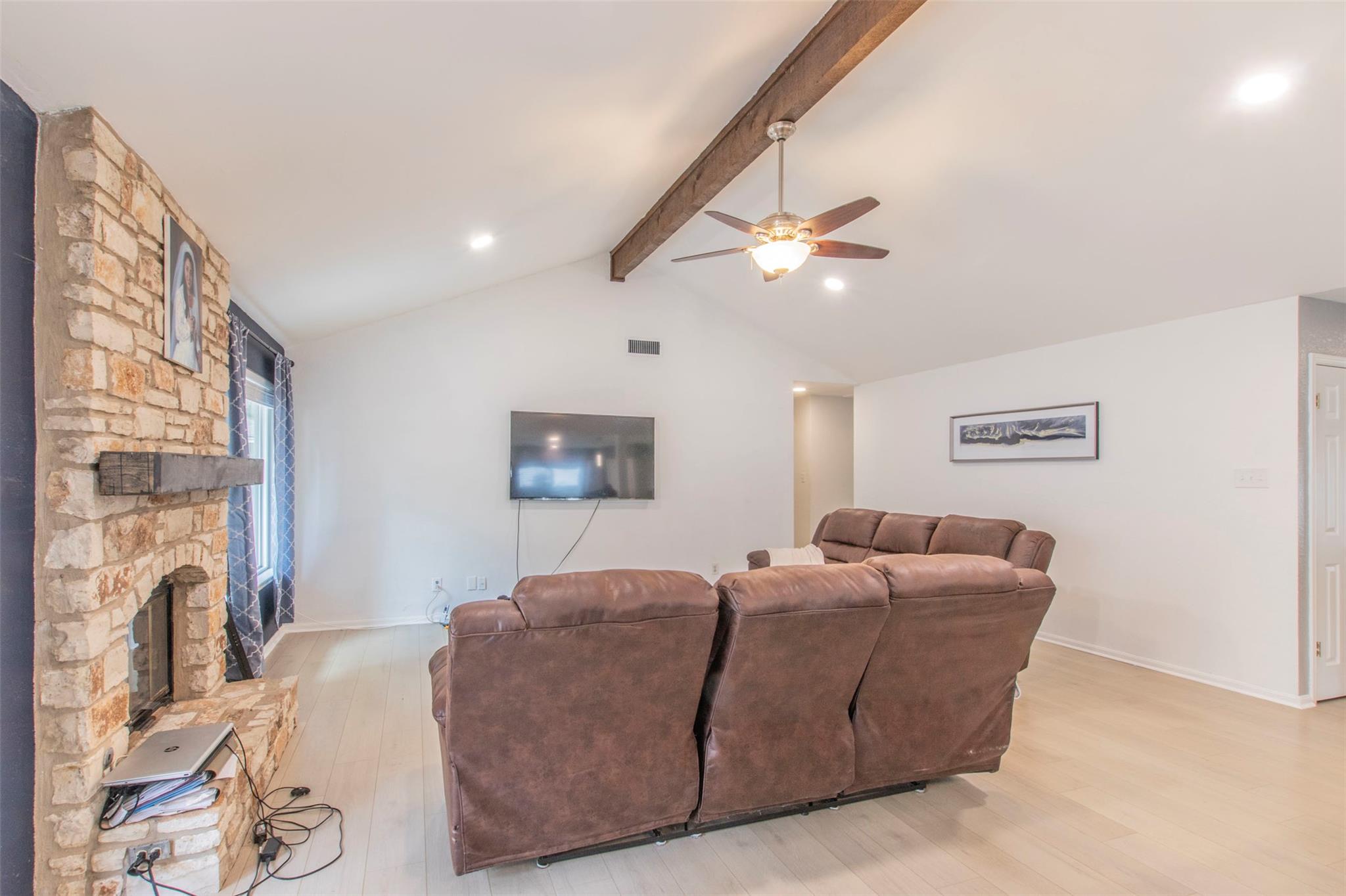 2400 Braemar Cv, Austin, TX 78747