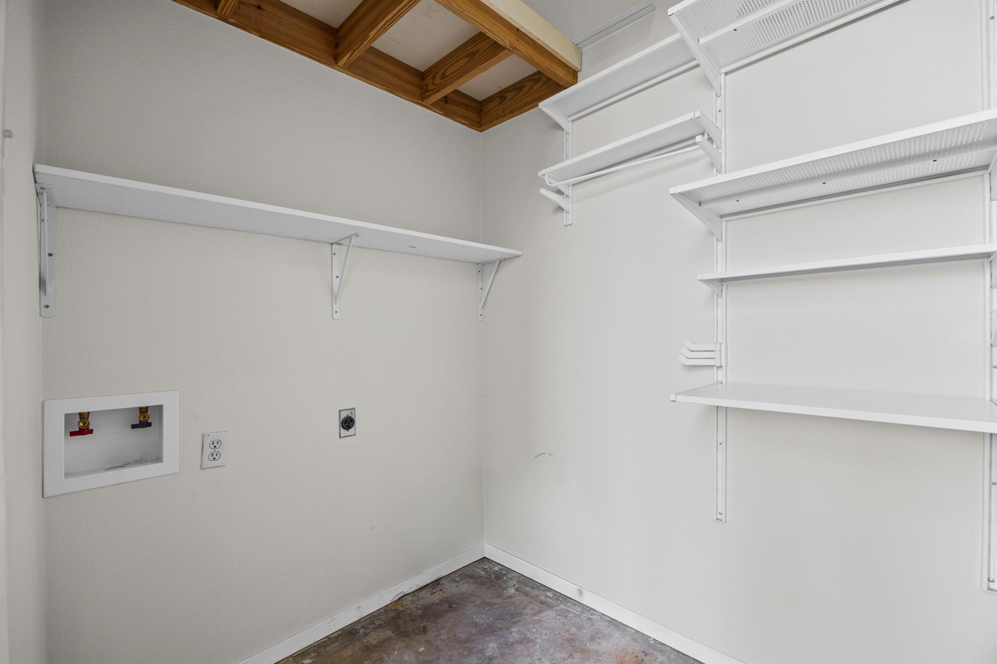 8400 Jamestown Dr # 226, Austin, TX 78758