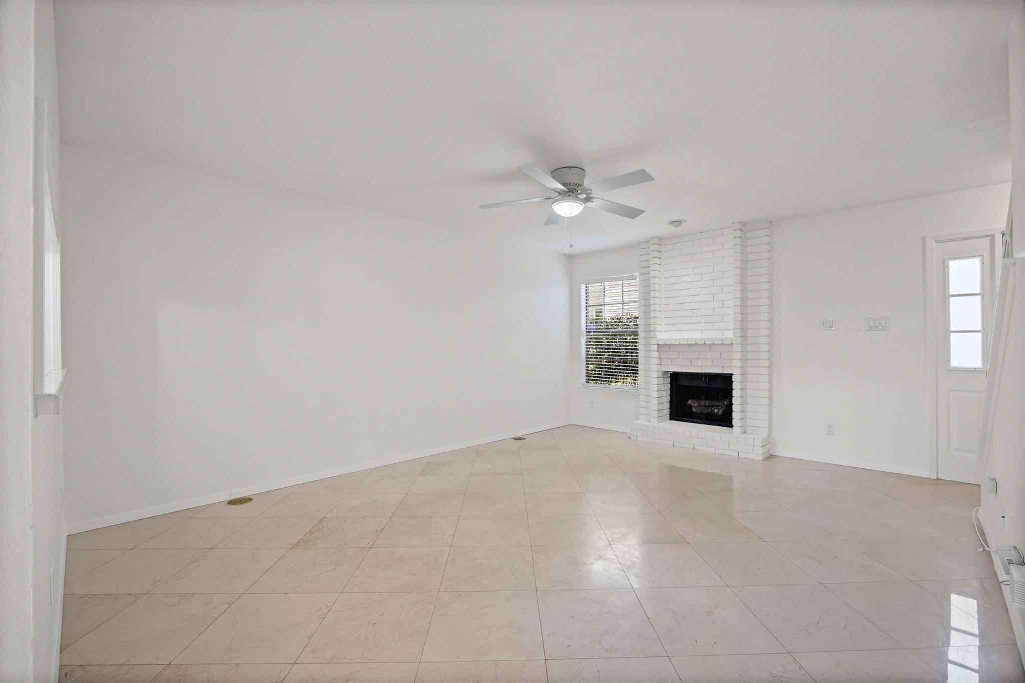 8400 Jamestown Dr # 226, Austin, TX 78758