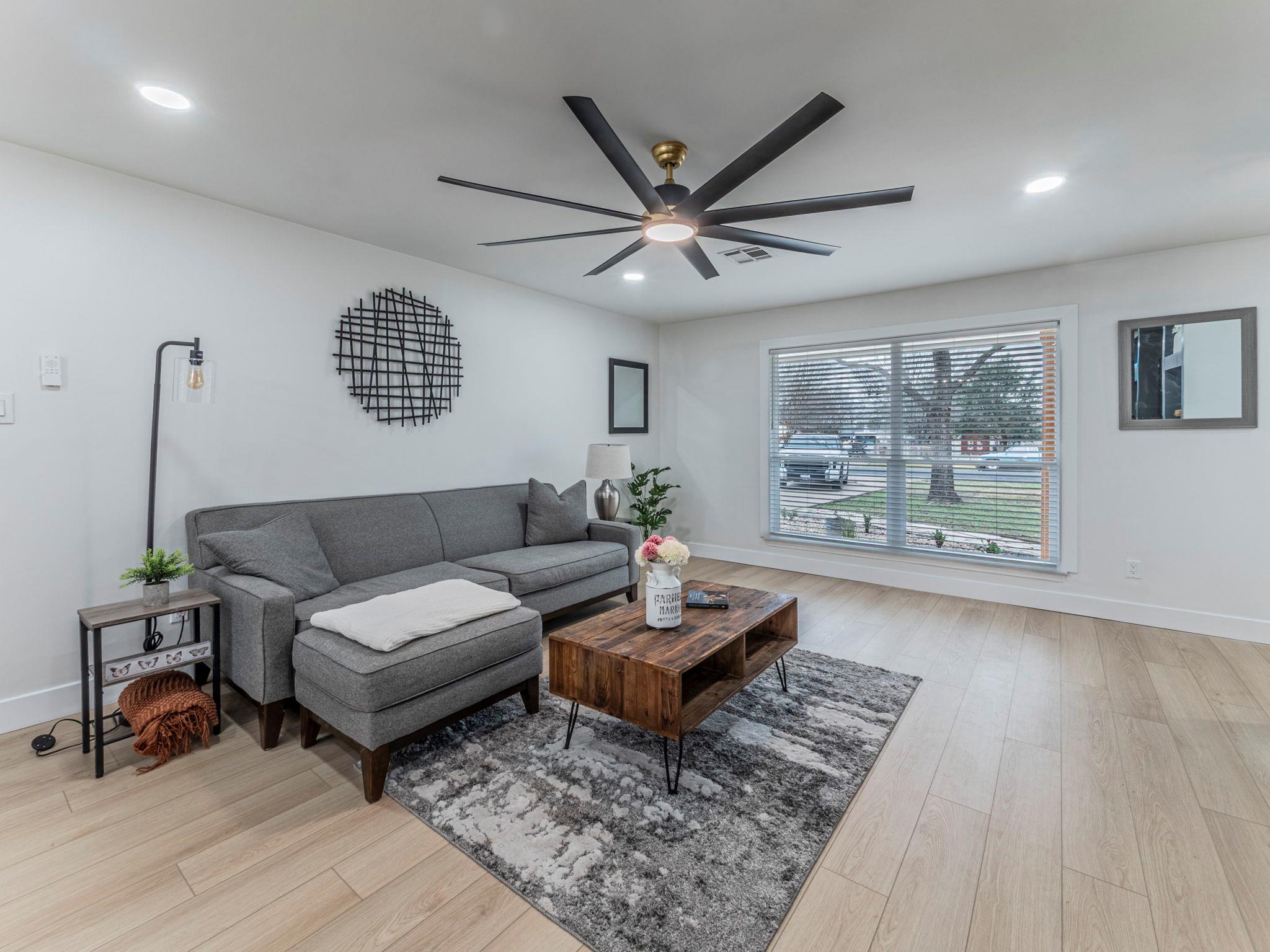 510 Sendero Verde St, Manchaca, TX 78652