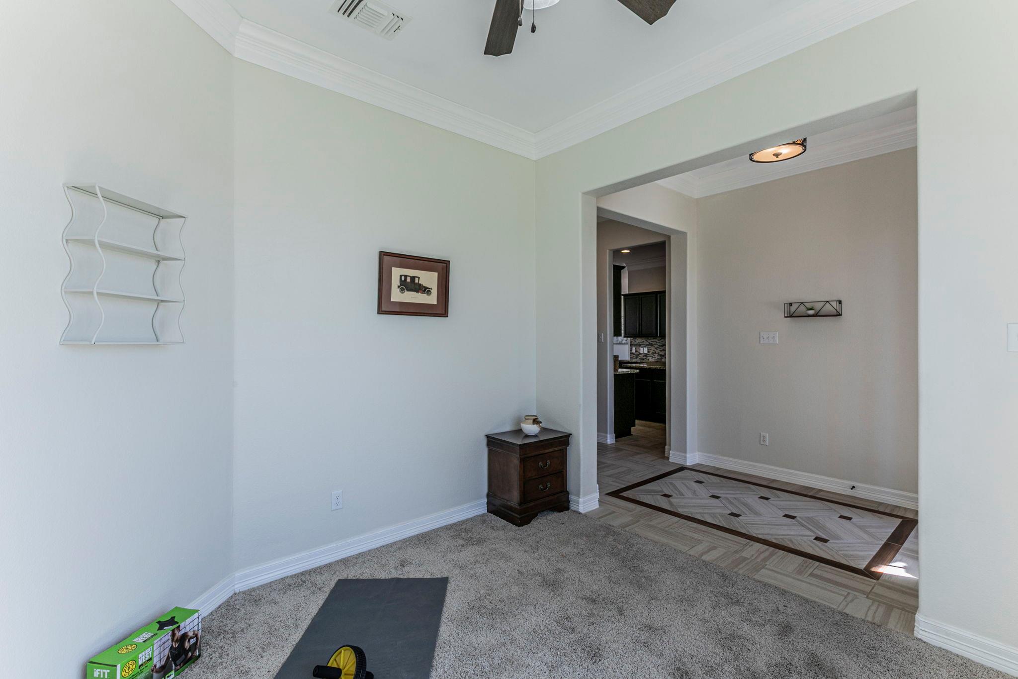 300 Magan Ln, Jarrell, TX 76537