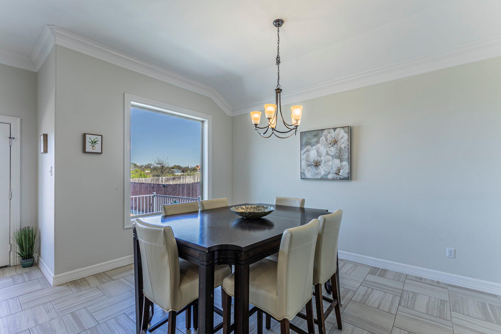 300 Magan Ln, Jarrell, TX 76537