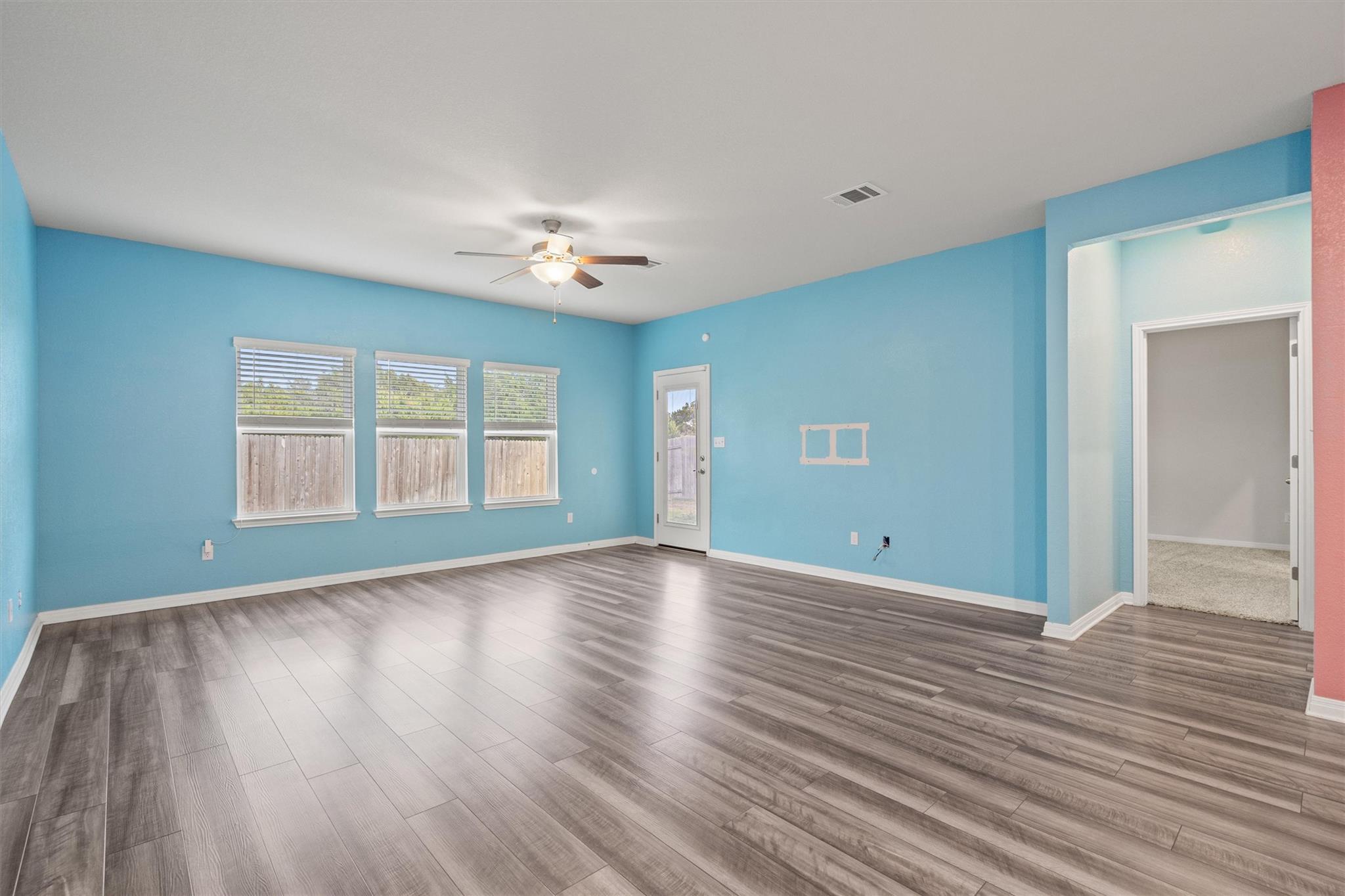 204 Jordan Valley Dr, Liberty Hill, TX 78642