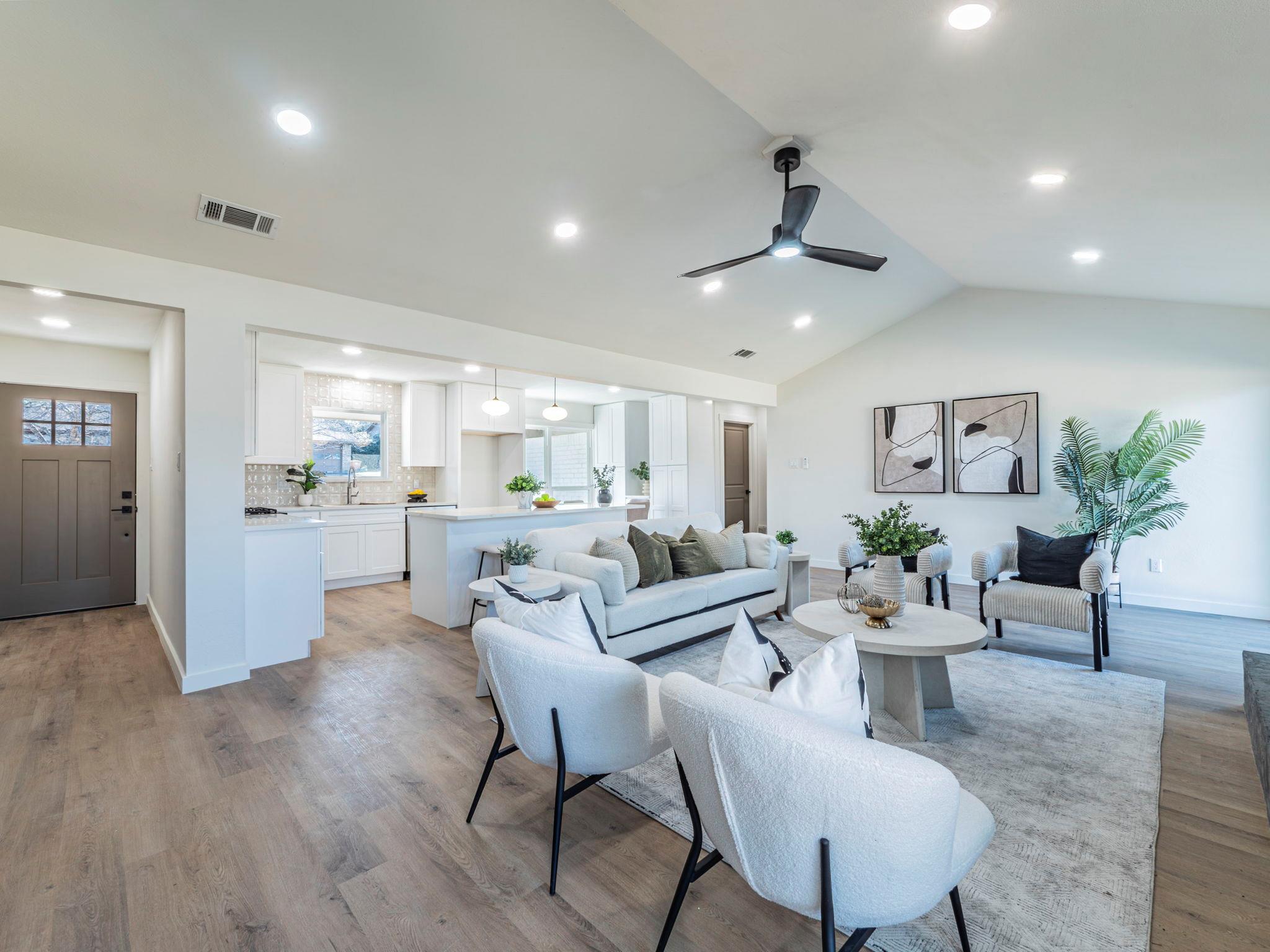 906 Fall Creek Dr, Austin, TX 78753