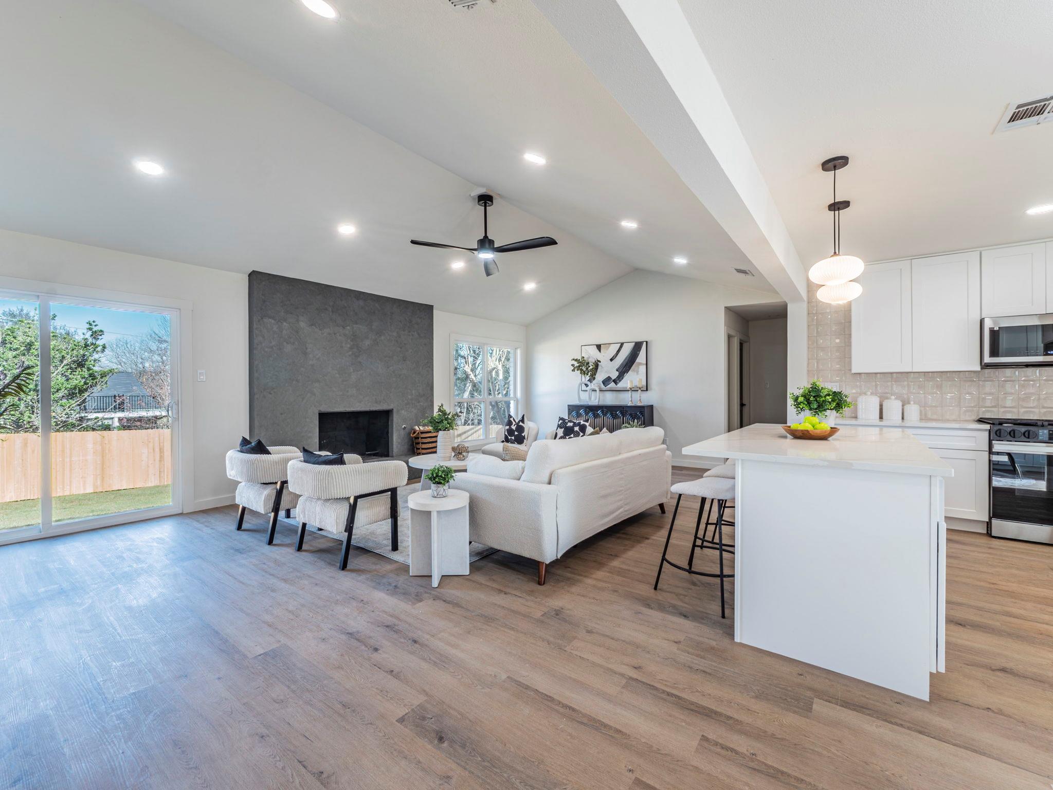 906 Fall Creek Dr, Austin, TX 78753