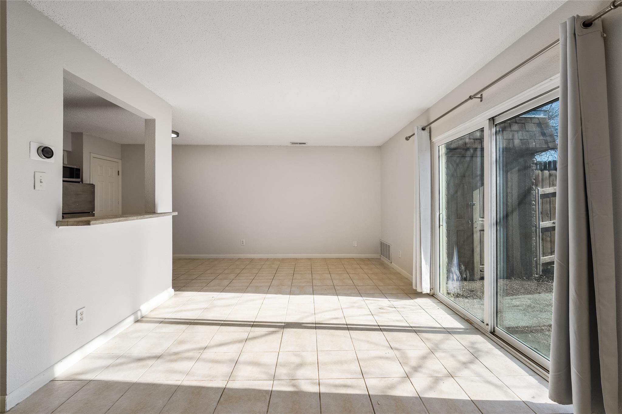 2304 Barton Village Cir # 101, Austin, TX 78704