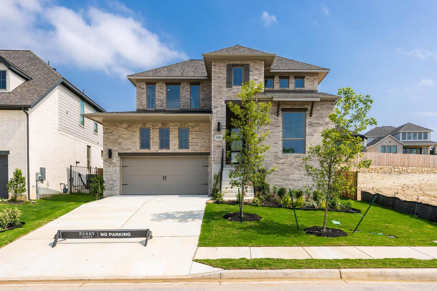 209 Ensberg Ln, Liberty Hill, TX 78642