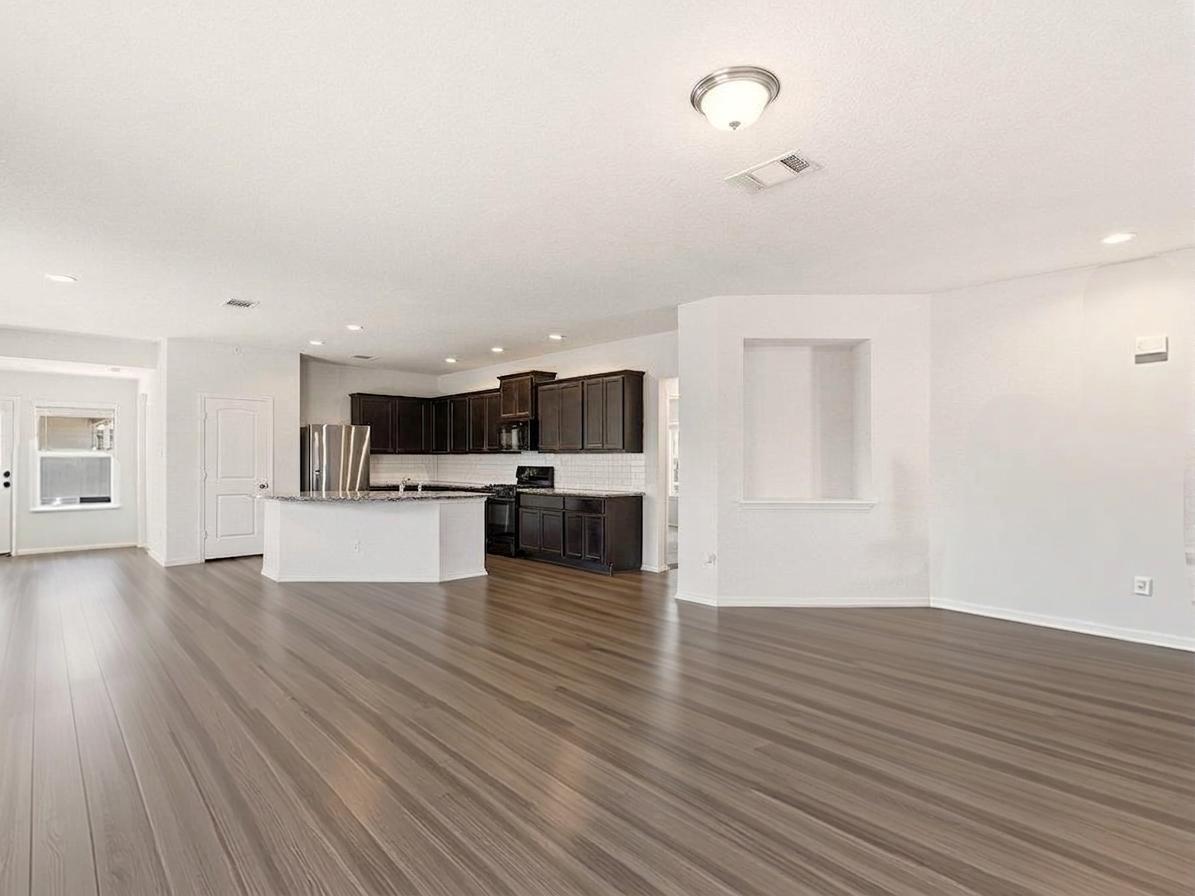 128 Dylan Dr, San Marcos, TX 78666