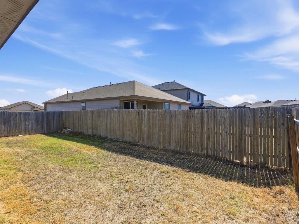 128 Dylan Dr, San Marcos, TX 78666