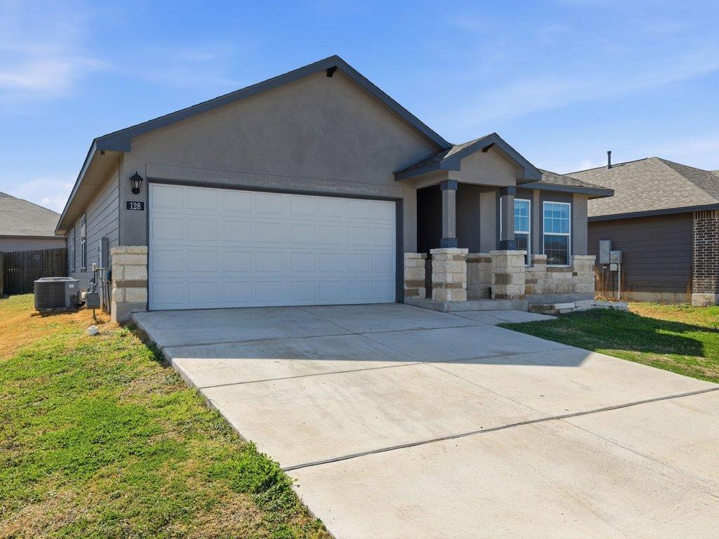 128 Dylan Dr, San Marcos, TX 78666