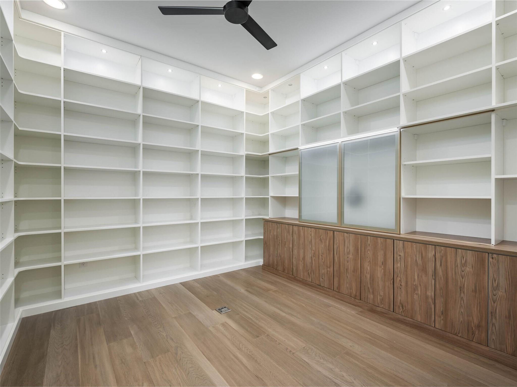 211 Wellesley Hill Hl, Shavano Park, TX 78231