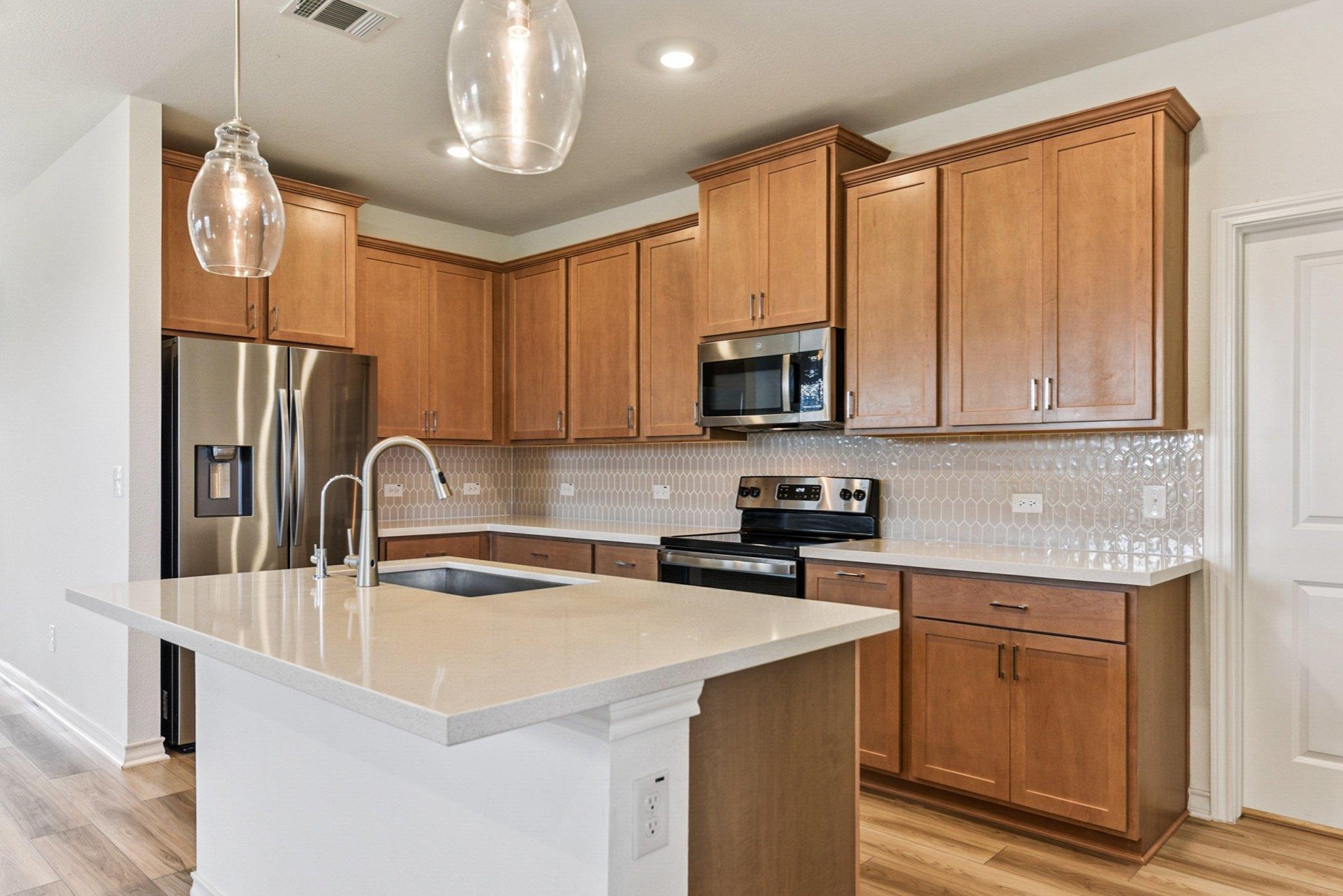 800 Long Run, Liberty Hill, TX 78642