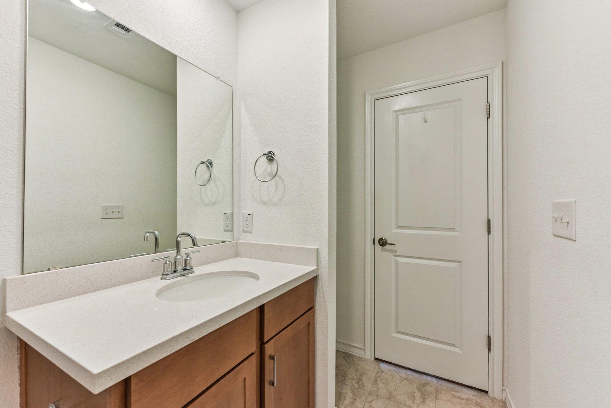 800 Long Run, Liberty Hill, TX 78642