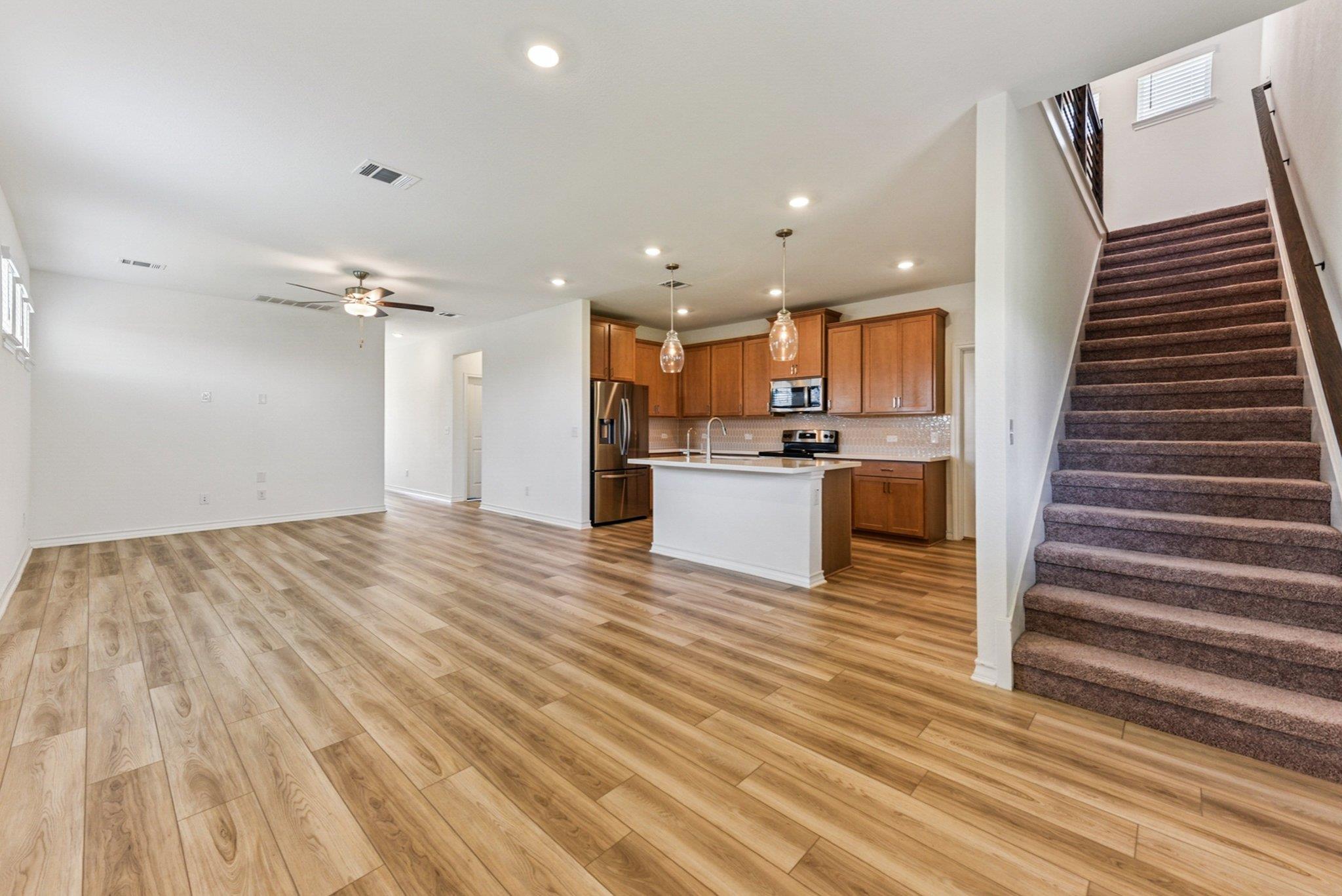 800 Long Run, Liberty Hill, TX 78642