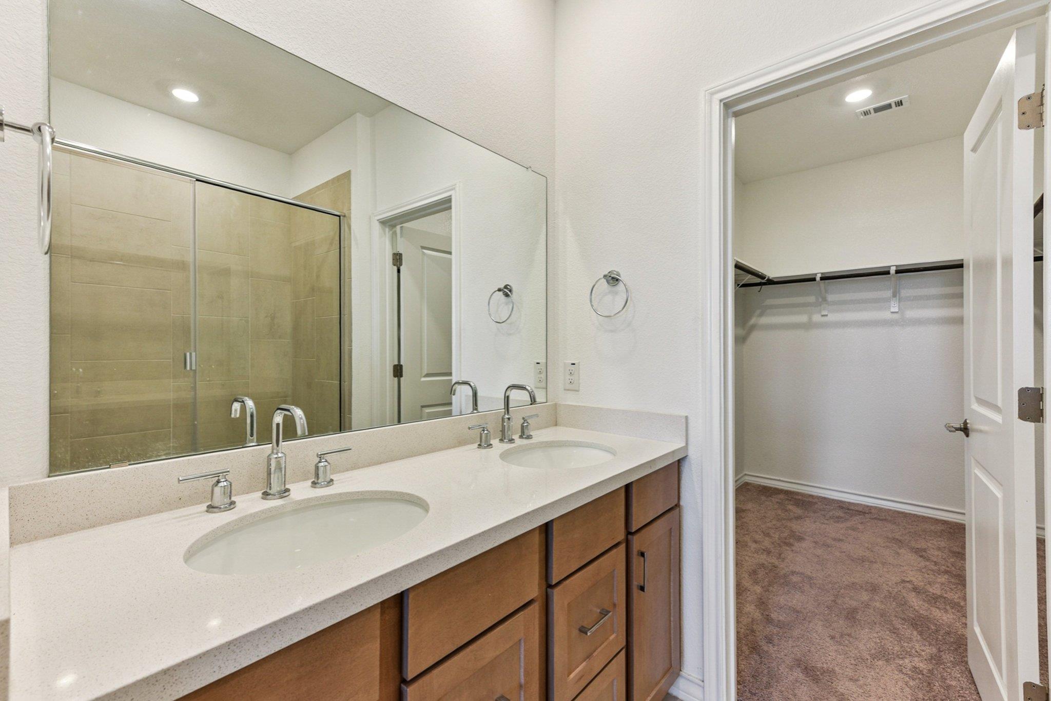 800 Long Run, Liberty Hill, TX 78642