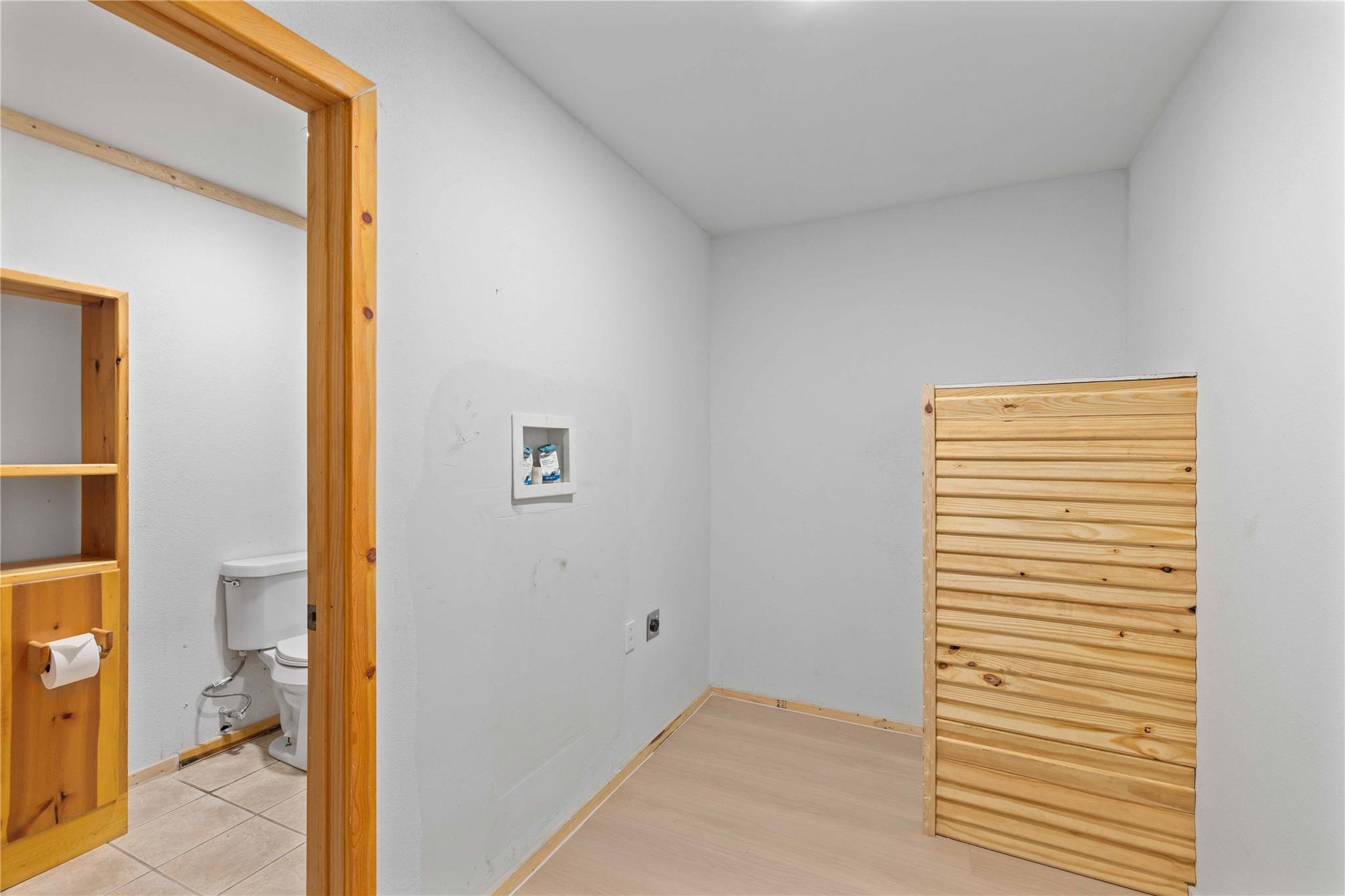 6916 Clover Leaf Dr, Brownwood, TX 76801