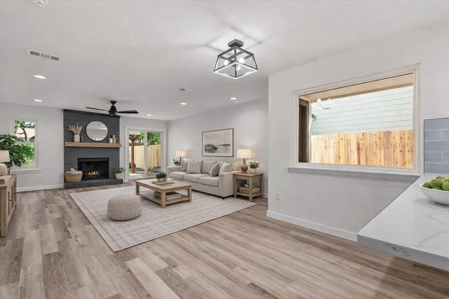 9717 Anderson Village Dr, Austin, TX 78729