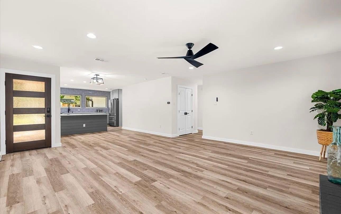 9717 Anderson Village Dr, Austin, TX 78729