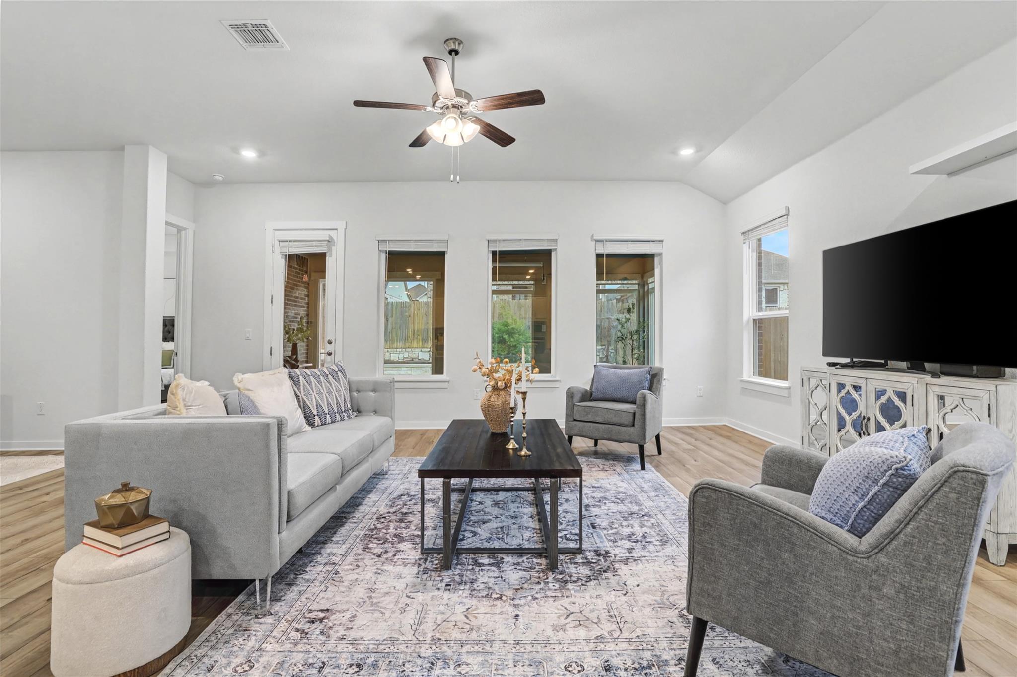 421 Abruzzi St, Leander, TX 78641