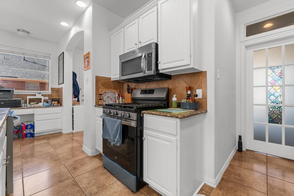 1047 Giberson Way, Buda, TX 78610