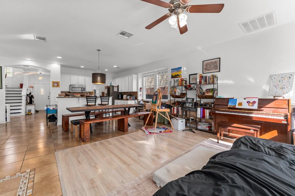 1047 Giberson Way, Buda, TX 78610