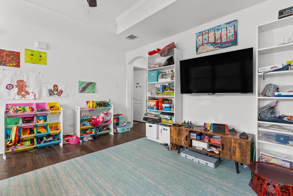 1047 Giberson Way, Buda, TX 78610