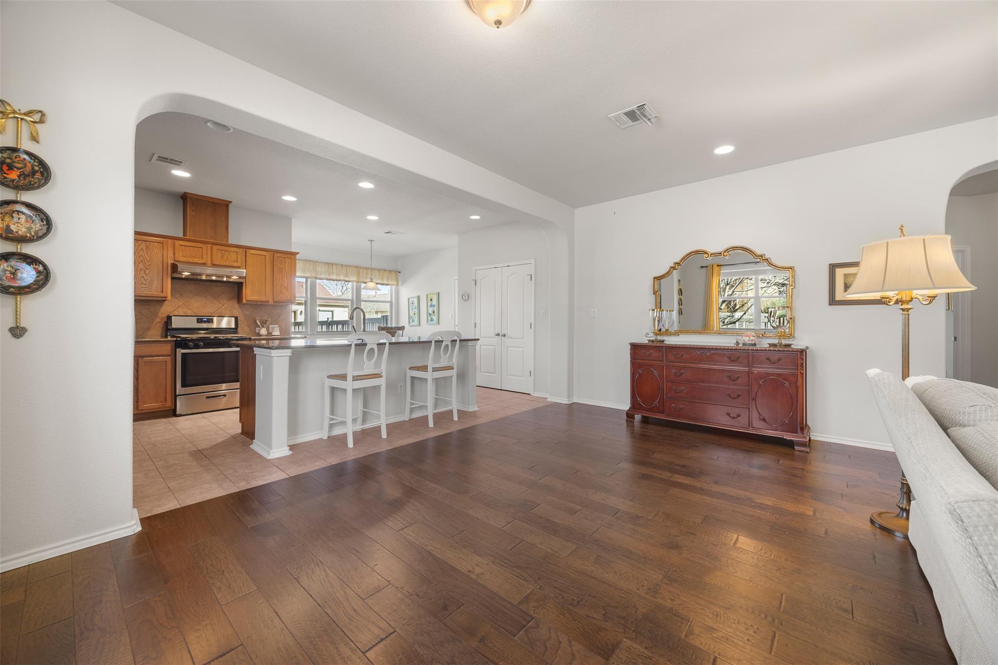 141 Campos, Kyle, TX 78640