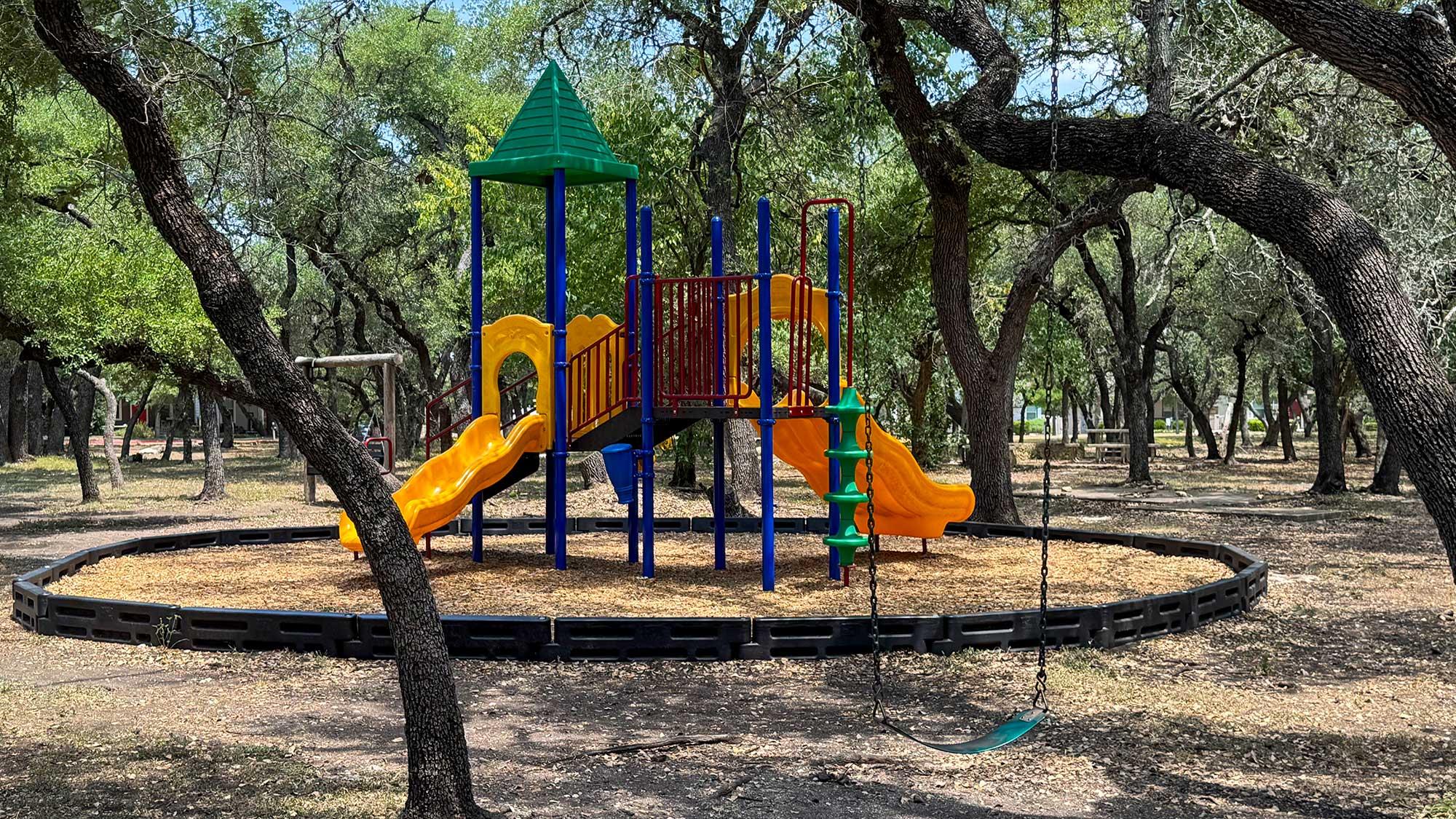 141 Campos, Kyle, TX 78640