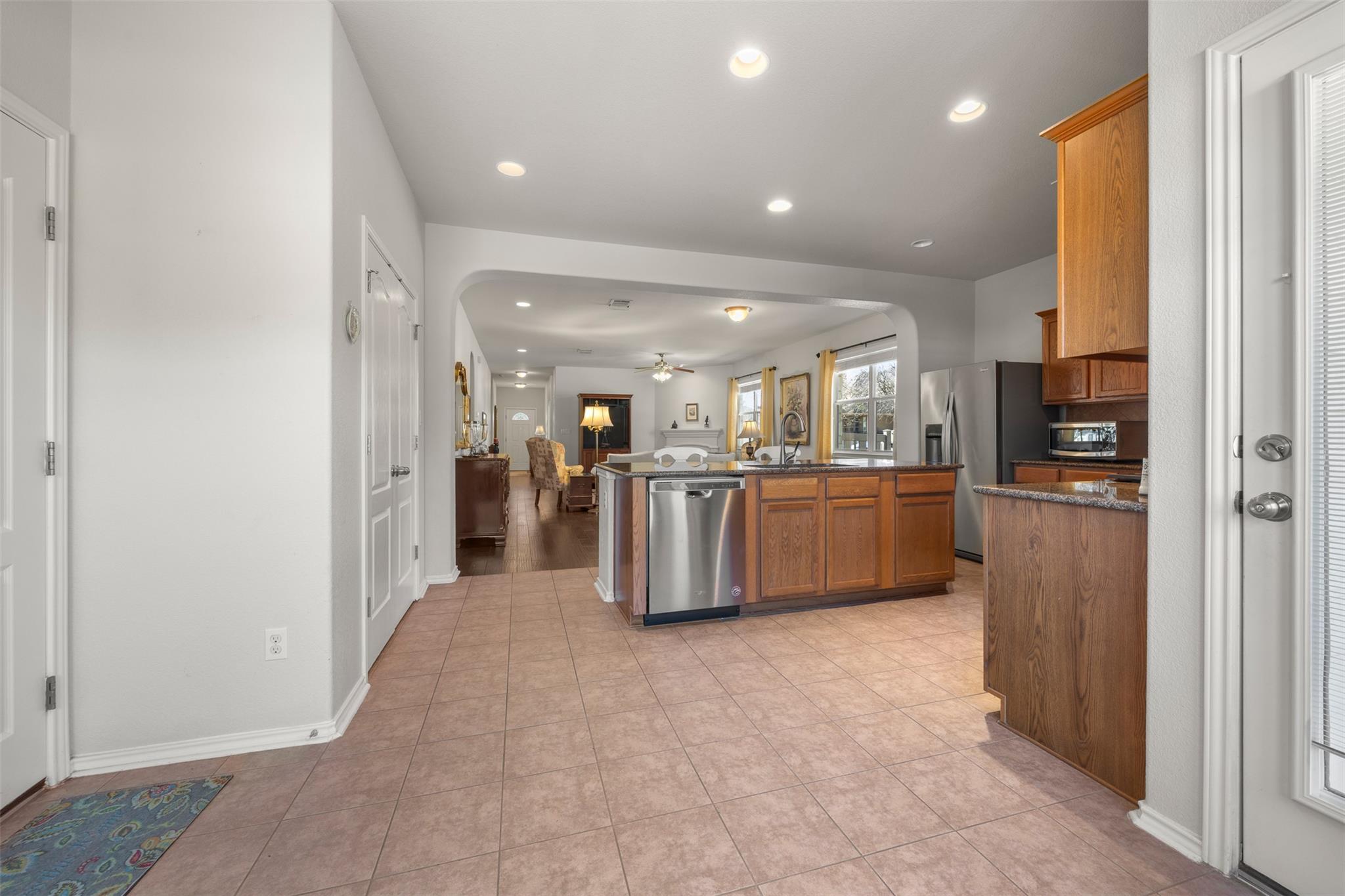 141 Campos, Kyle, TX 78640