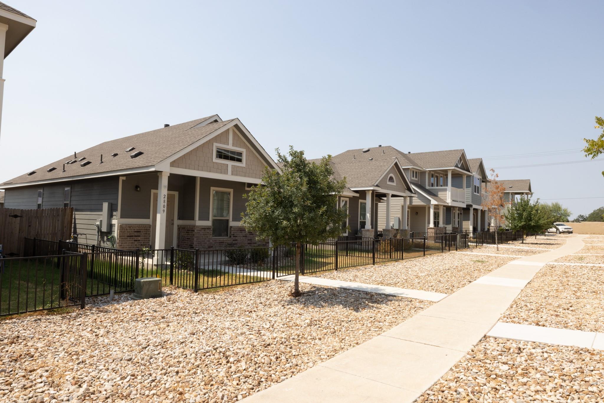 2809 Seneca Path # 30, Leander, TX 78641