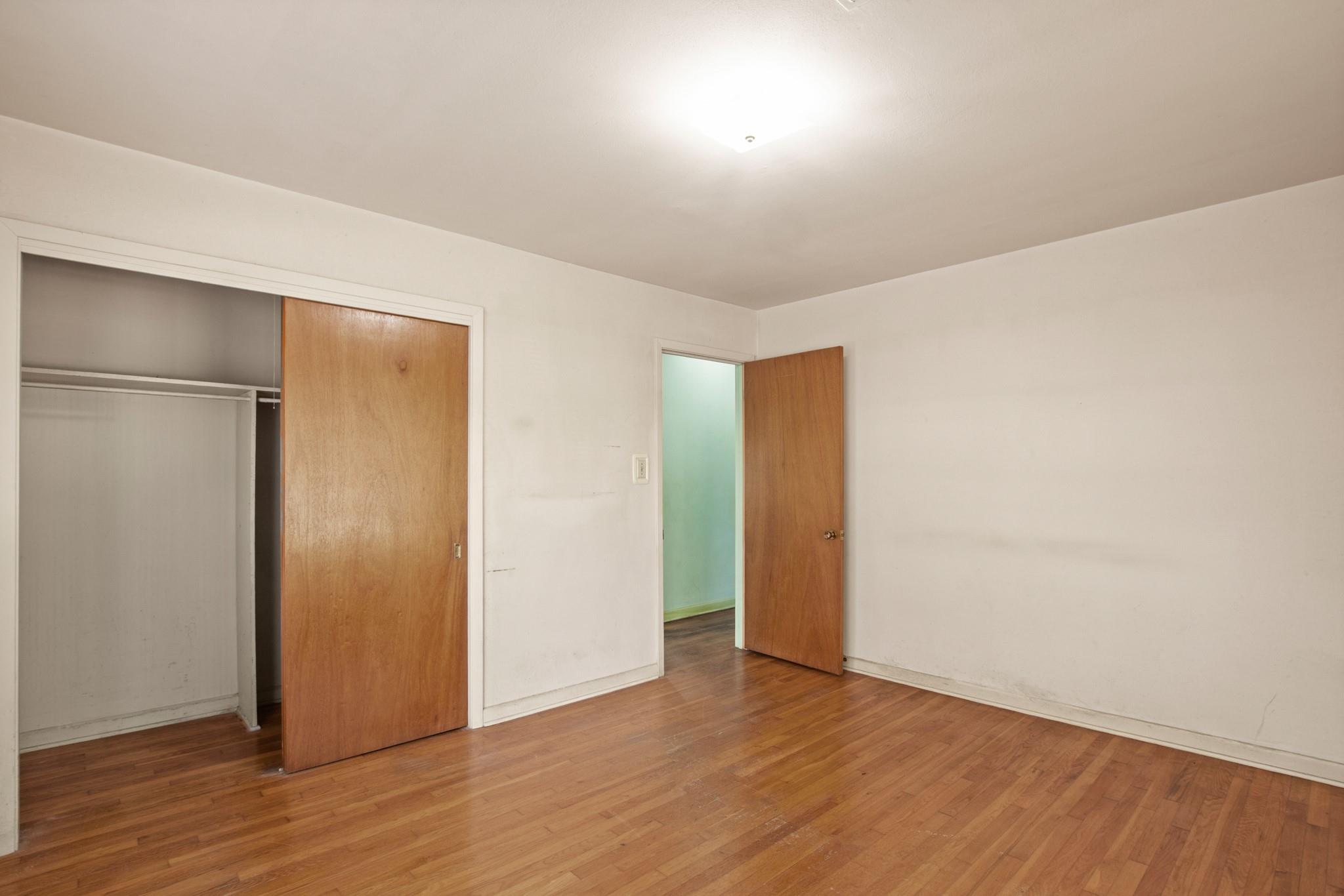 1007 Kimbro St, Taylor, TX 76574