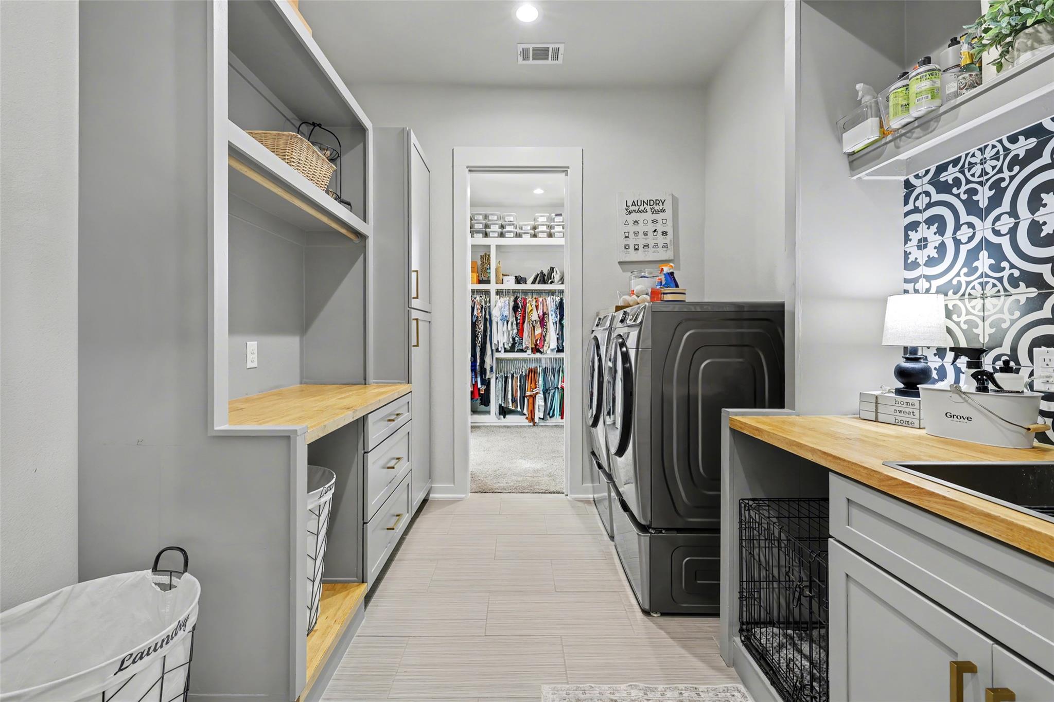 500 Yellow Senna Pl, Liberty Hill, TX 78642