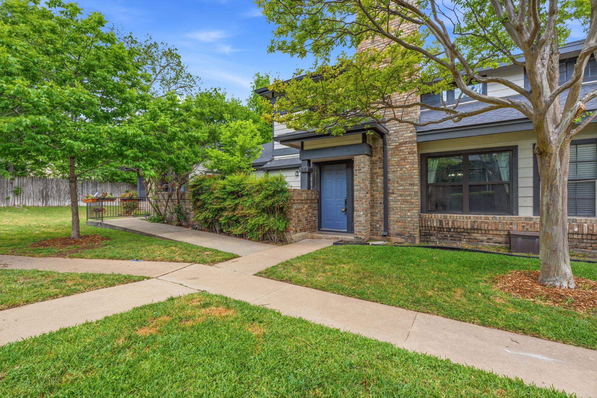 1748 Ohlen Rd # 24, Austin, TX 78757