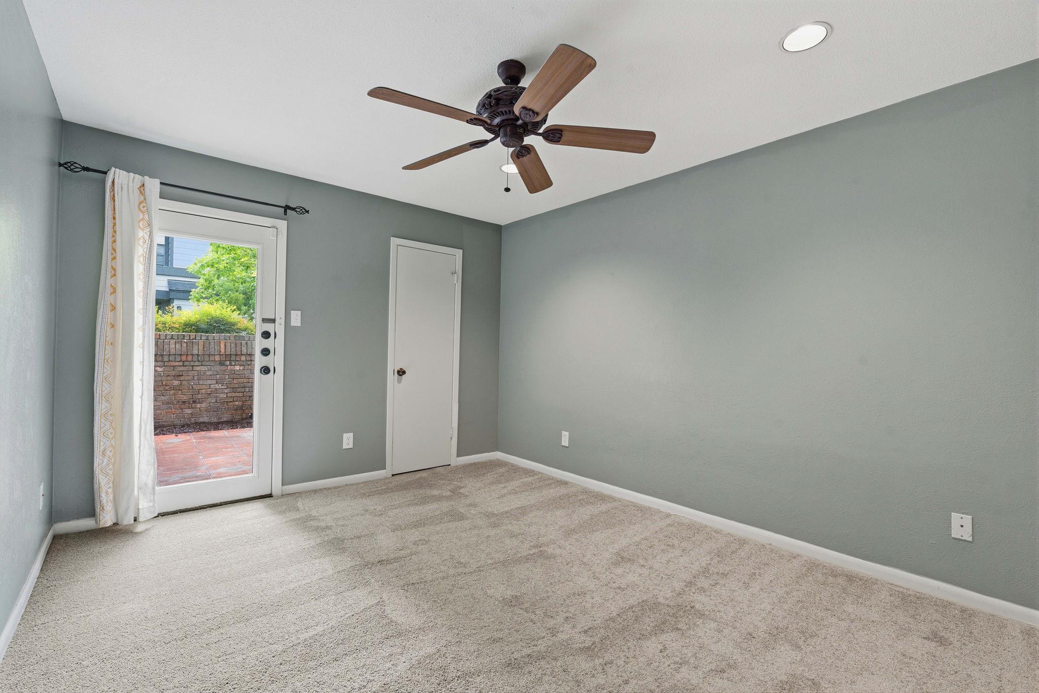 1748 Ohlen Rd # 24, Austin, TX 78757