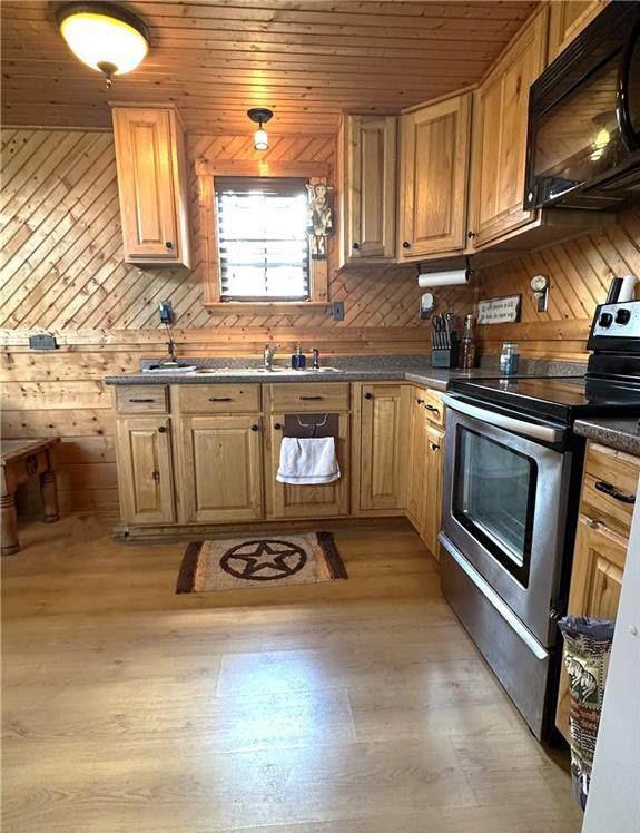 853 County Road 206, Bremond, TX 76629