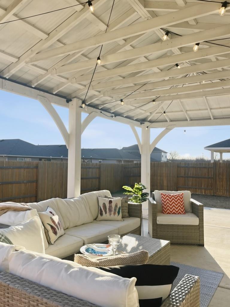 237 Driftwood Ln, Bastrop, TX 78602