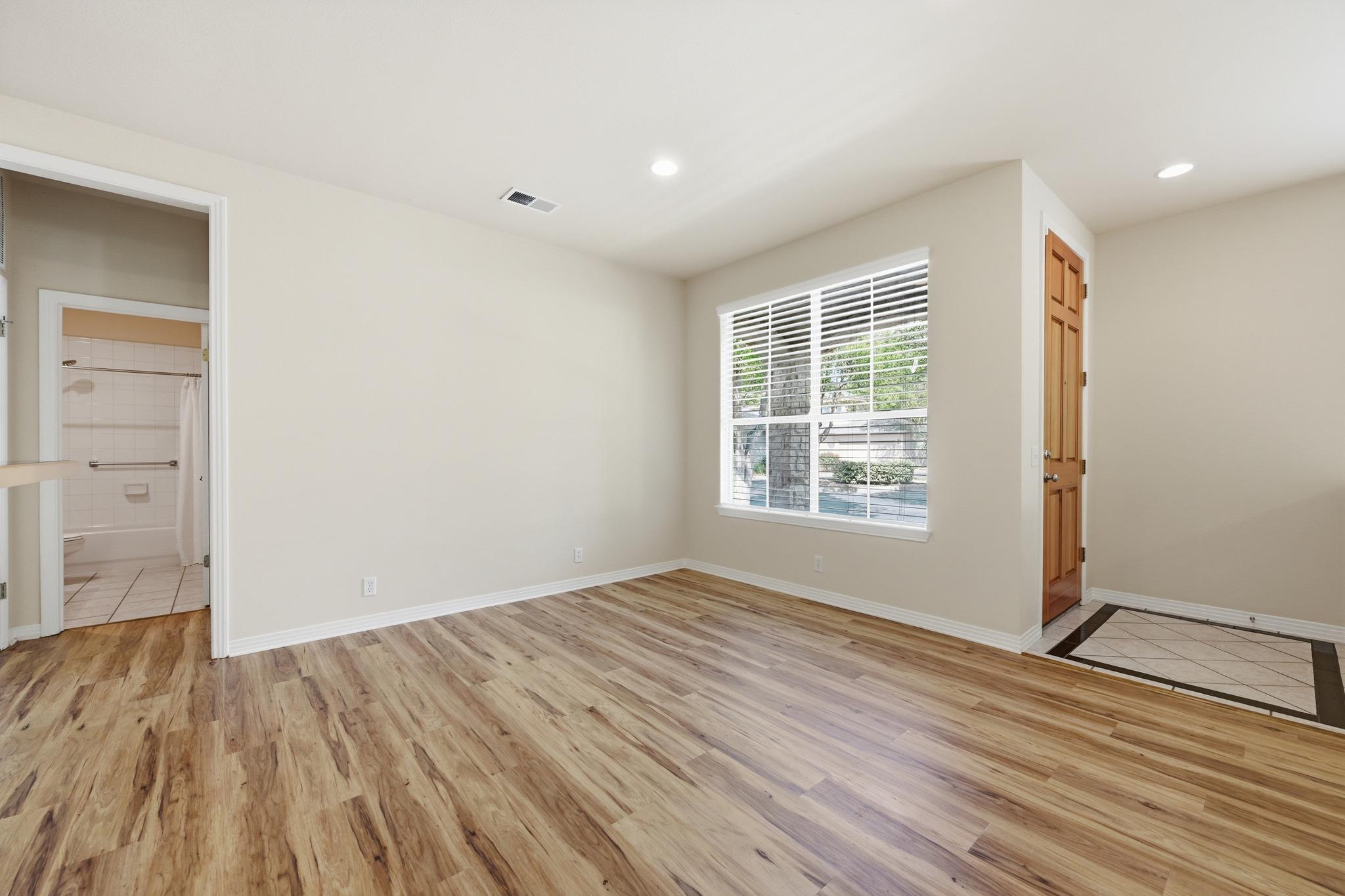 11558 Spicewood Pkwy # 15, Austin, TX 78750