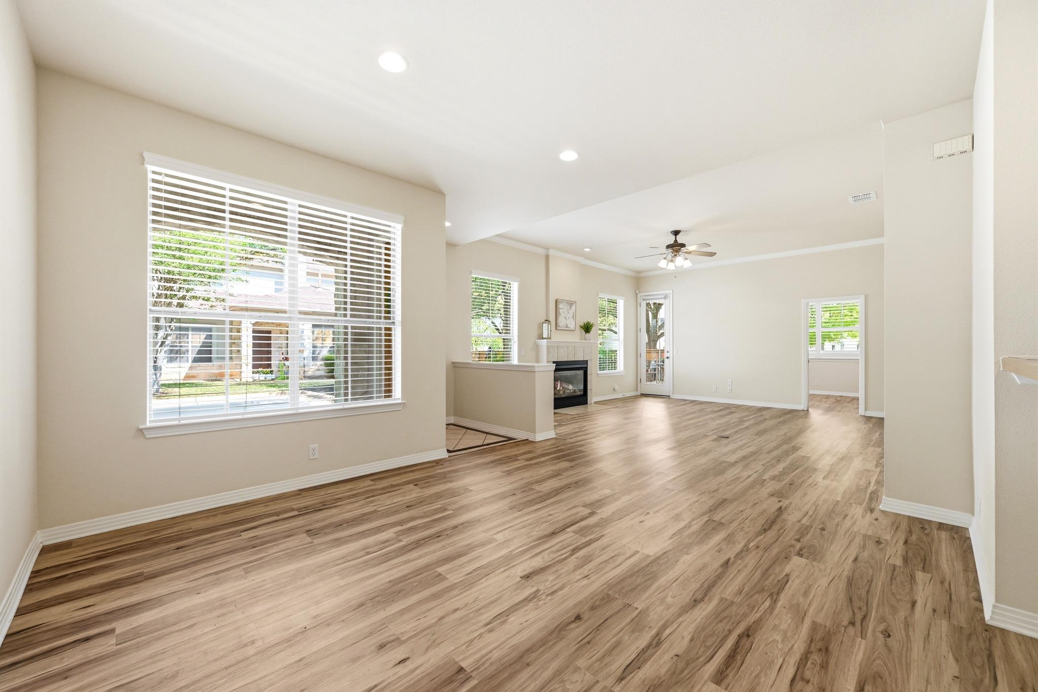 11558 Spicewood Pkwy # 15, Austin, TX 78750