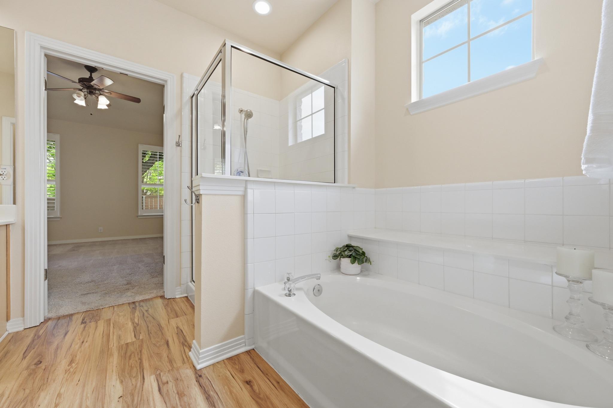 11558 Spicewood Pkwy # 15, Austin, TX 78750