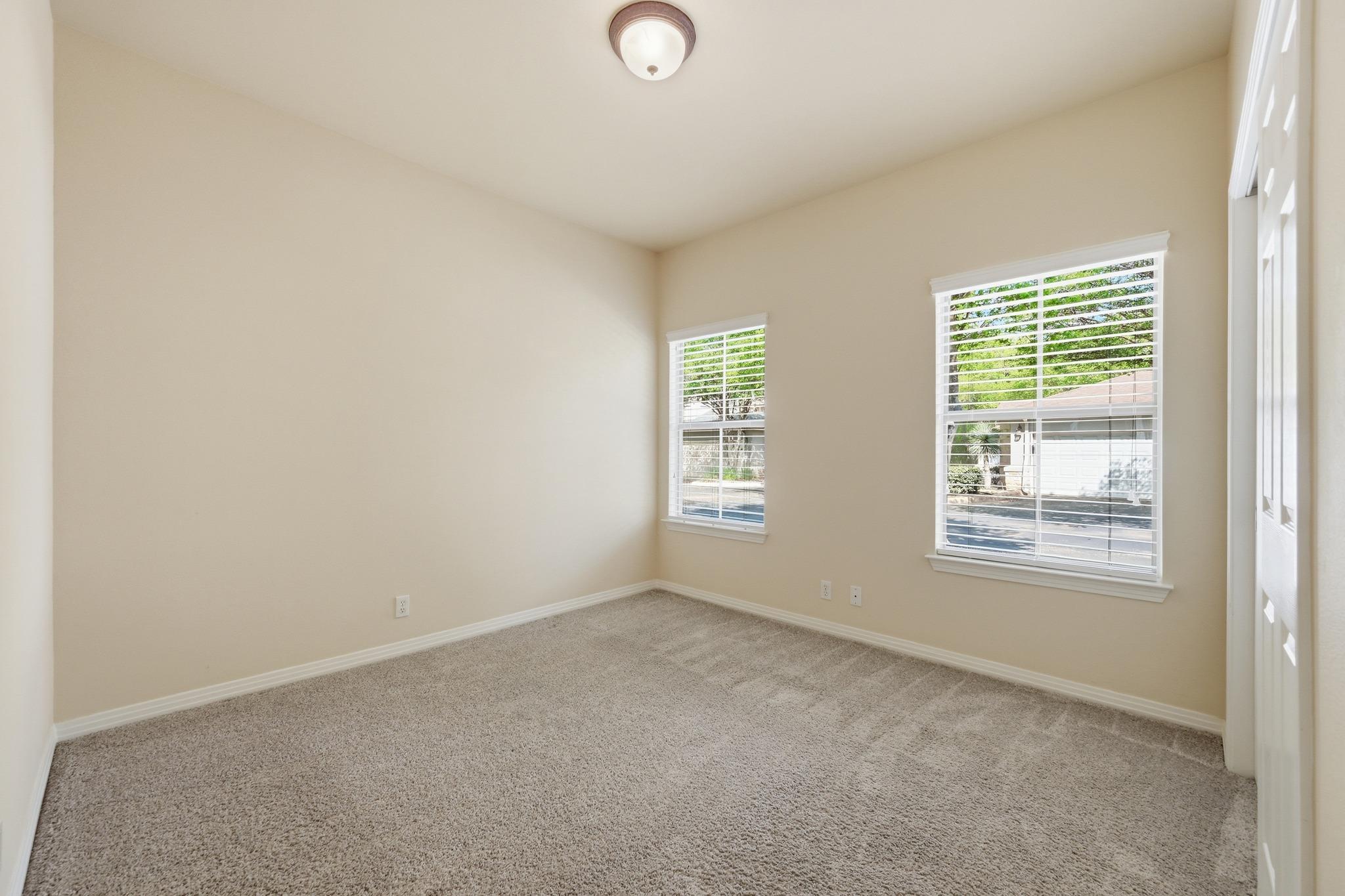 11558 Spicewood Pkwy # 15, Austin, TX 78750