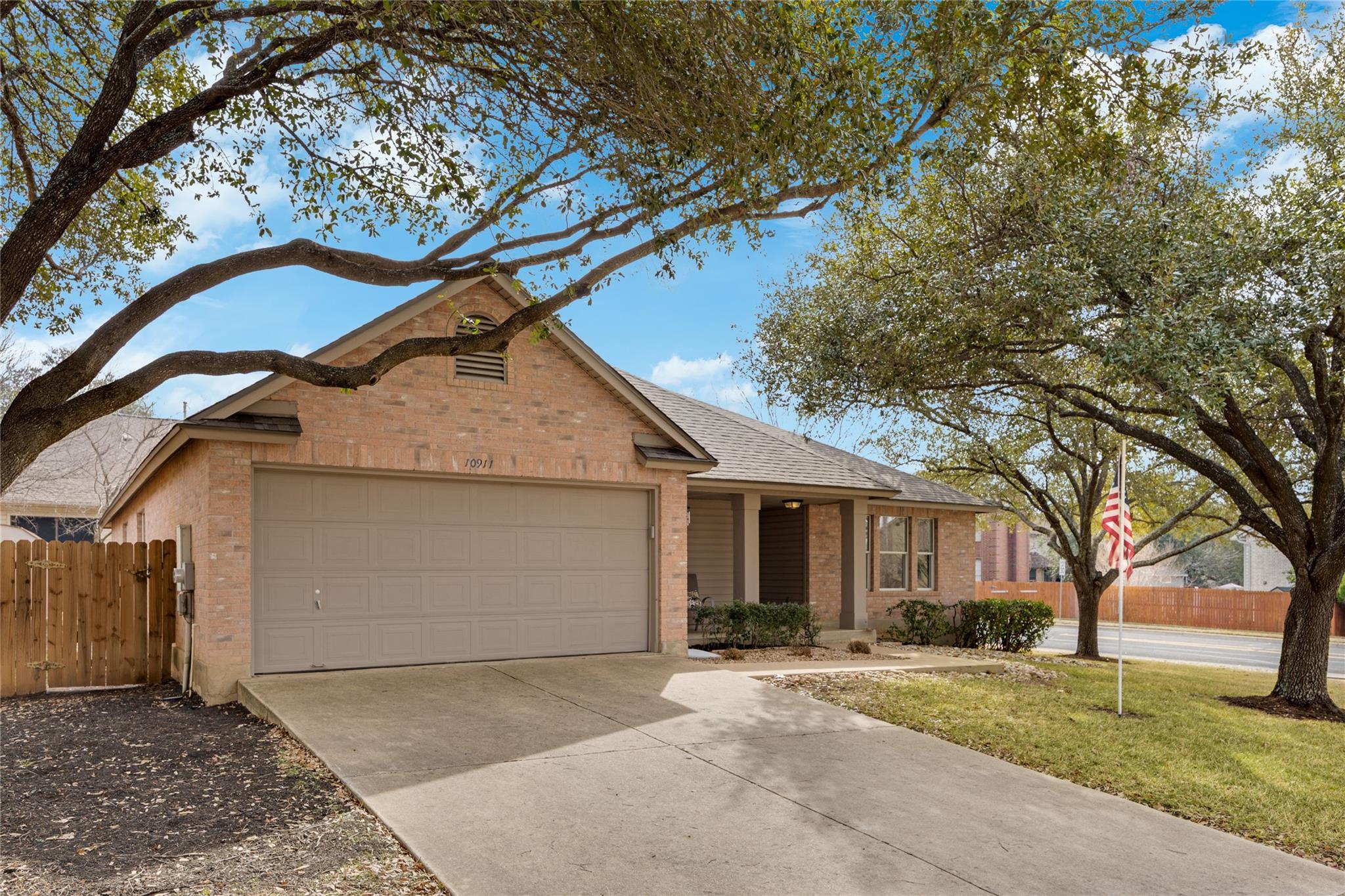 10911 Claywood Dr, Austin, TX 78753