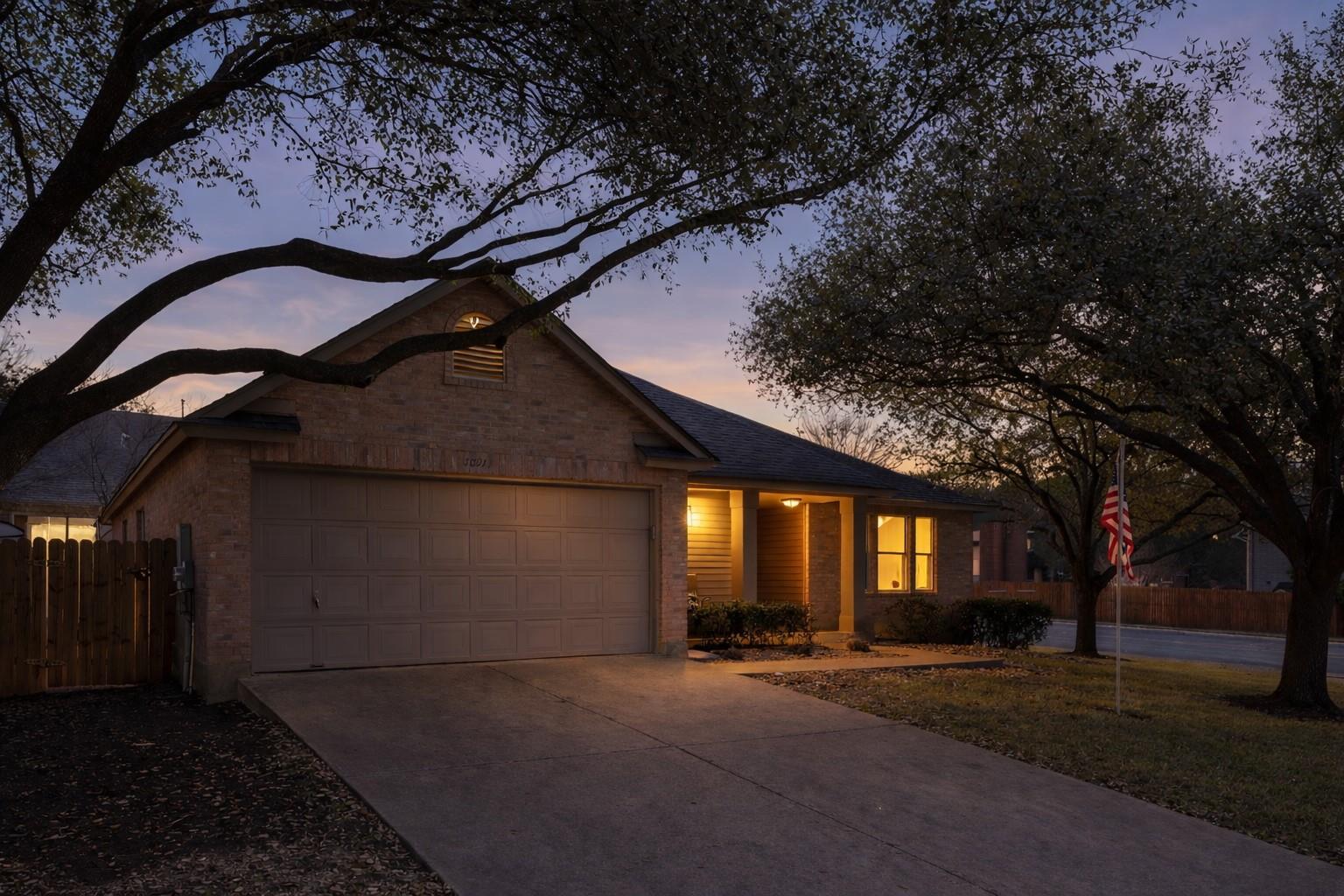 10911 Claywood Dr, Austin, TX 78753